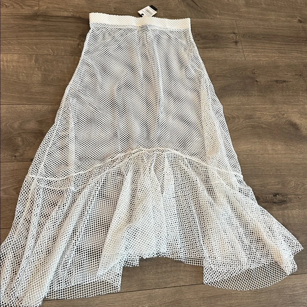 Kendall & Kylie swimsuit with matching skirt coverup - Picture 9 of 11